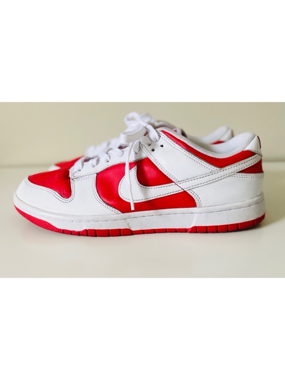 Nike Dunk Low Championship Red Size 10.5 DD1391-600